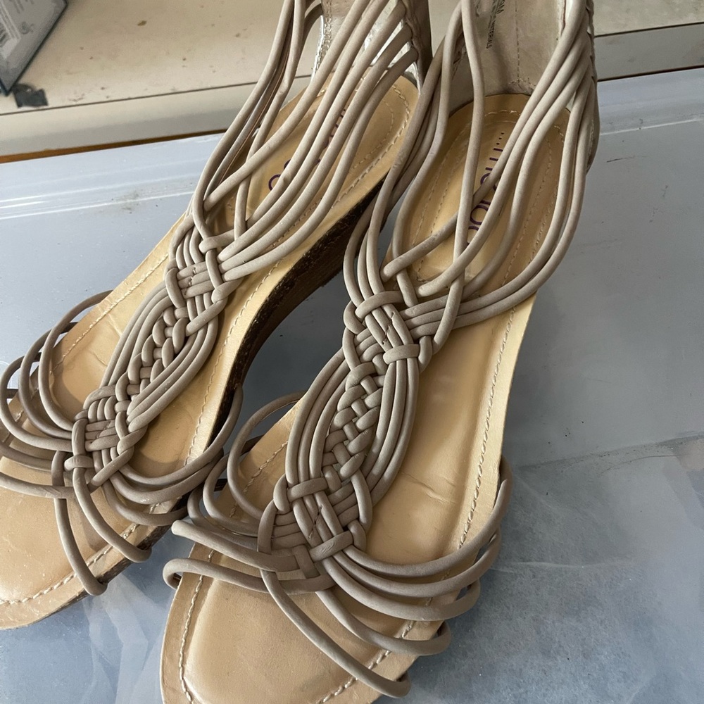 me too Neutral Taupe Braided Strappy Sandals